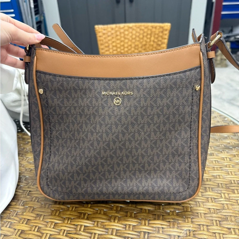 Michael Kors Tan and Brown Signature Crossbody - Picture 2 of 3
